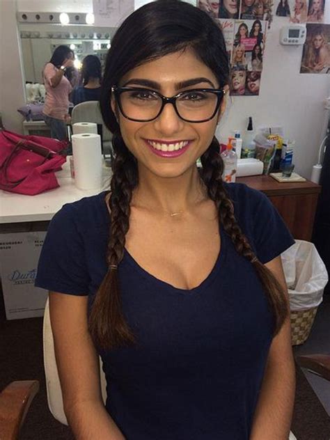 porno khalifa|Mia Khalifa Videos Porno 